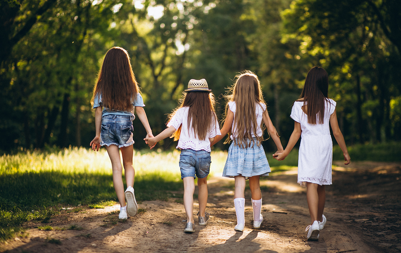 Лагеря снизили цены. Где можно отдохнуть детям в Украине и Европе